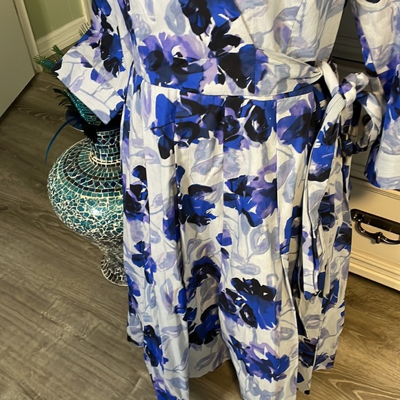 Ivanka Trump Women's Printed Floral Faux WrapDress 10 - Picture 4 of 9